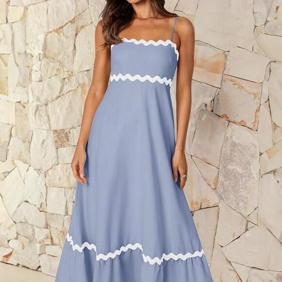 Dresses & Skirts - Women's Spaghetti Strap Flowy Midi Sundress - Size Medium